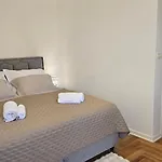 Lucija Apartment *