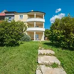 Apartment Lucija Pula