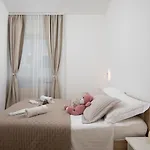 Lucija Apartmán *