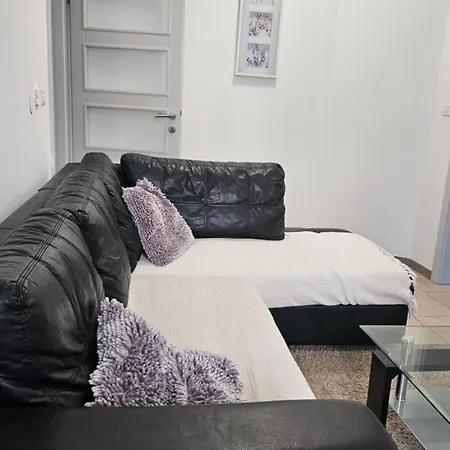 Lucija Appartement *