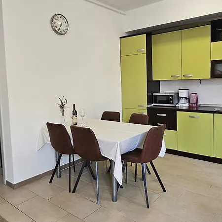 Lucija Apartment Pula