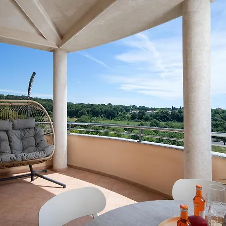 Apartment Lucija