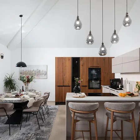 Lucija Apartment